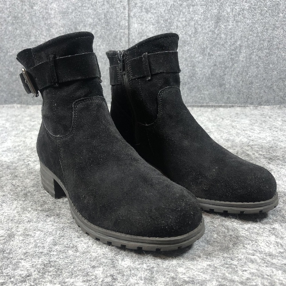 Clarks‎ Boots Womens Size 7.5 M Black Suede Ankle Biker Buckle Lug Sole Zip